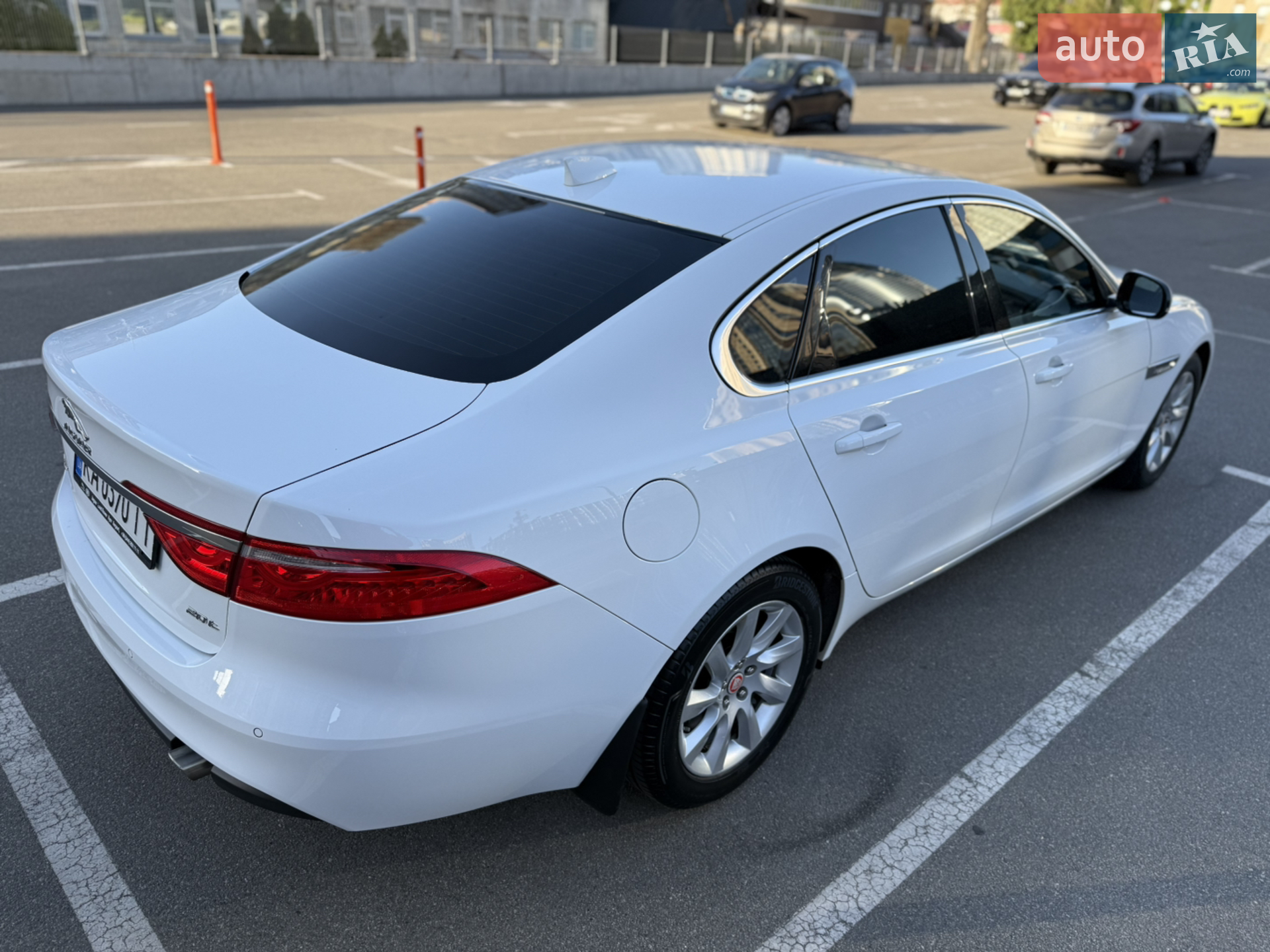 2017 Jaguar XF - мініатюра 7