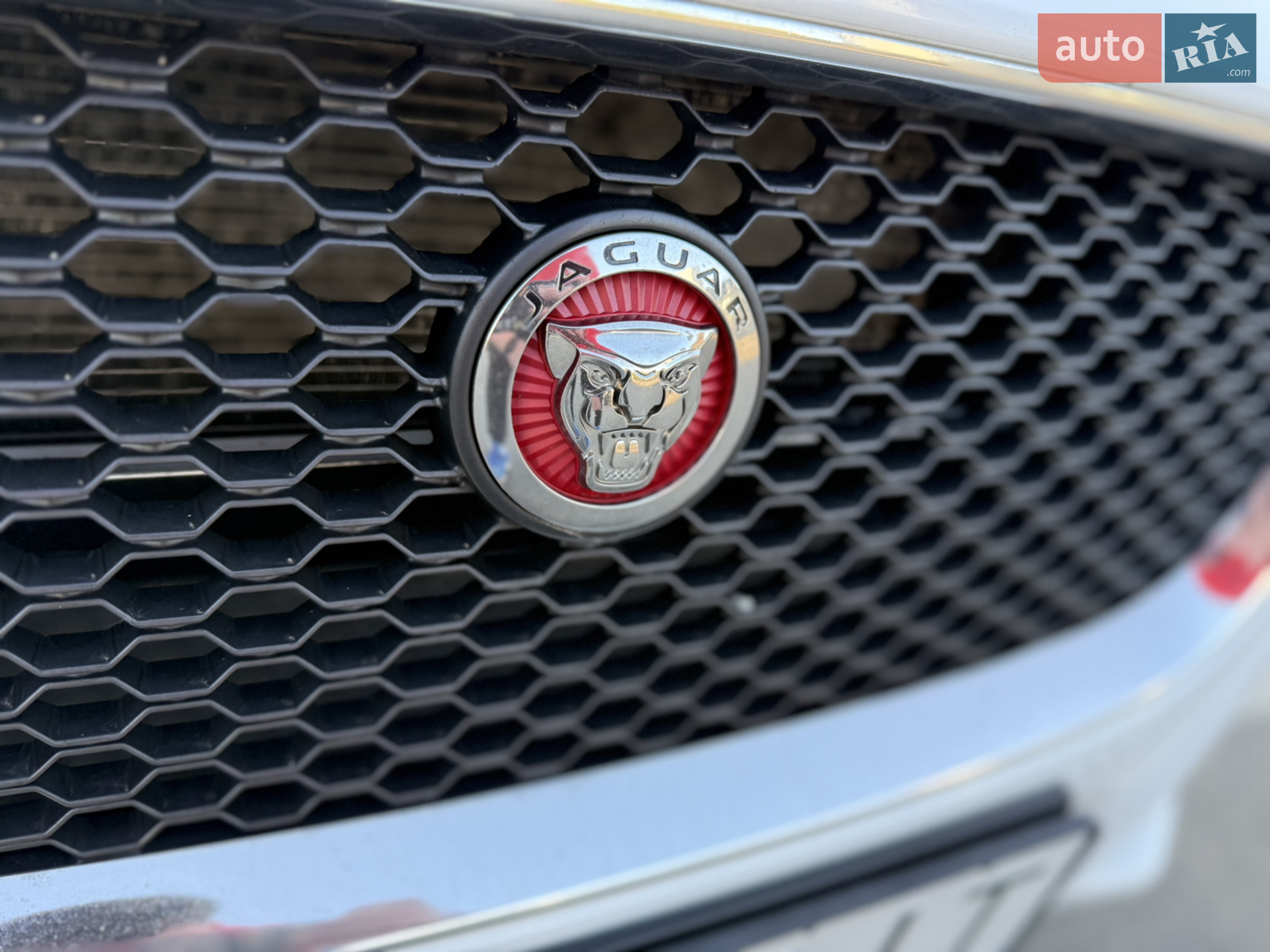 2017 Jaguar XF - мініатюра 15