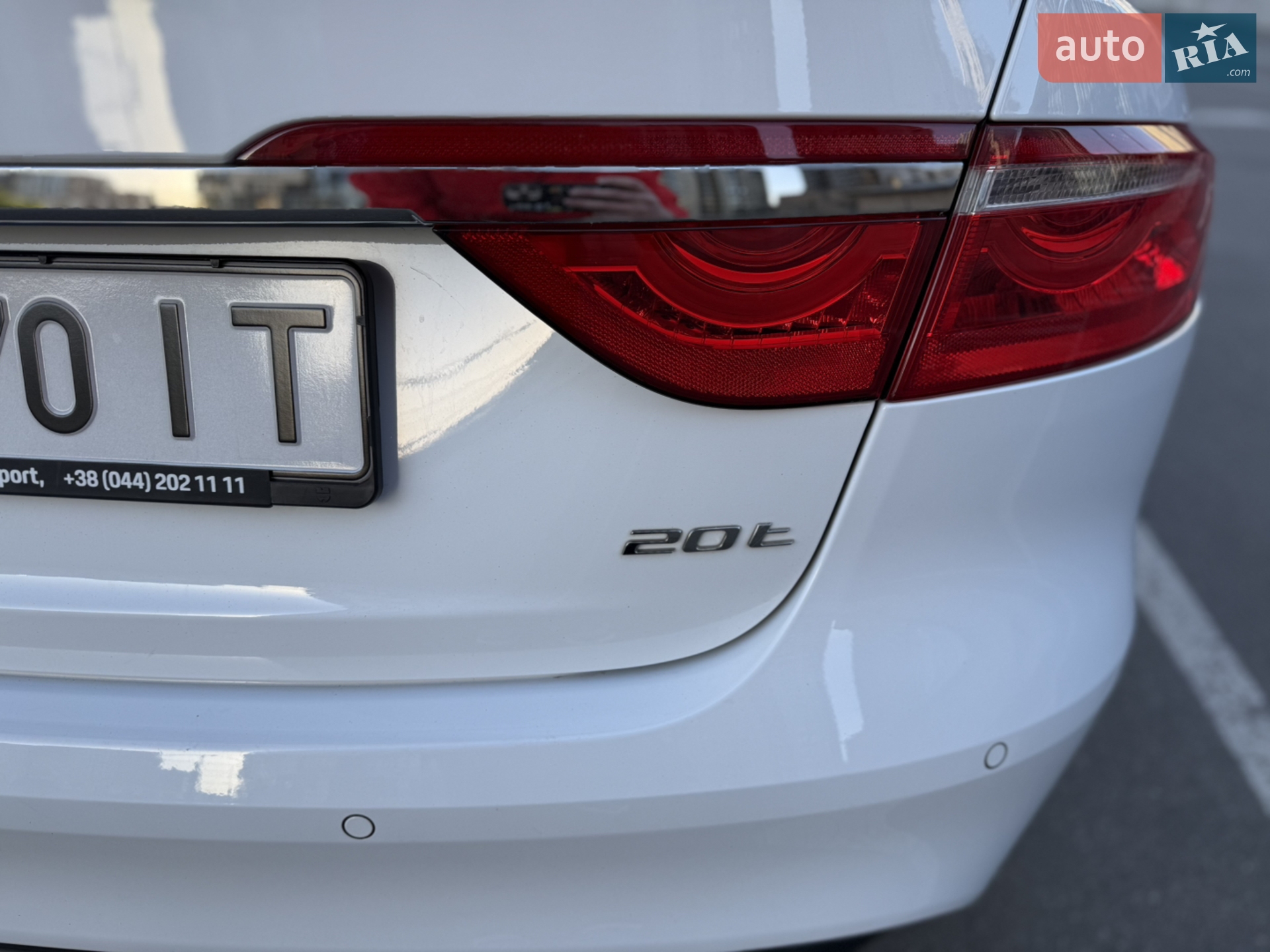 2017 Jaguar XF - мініатюра 18