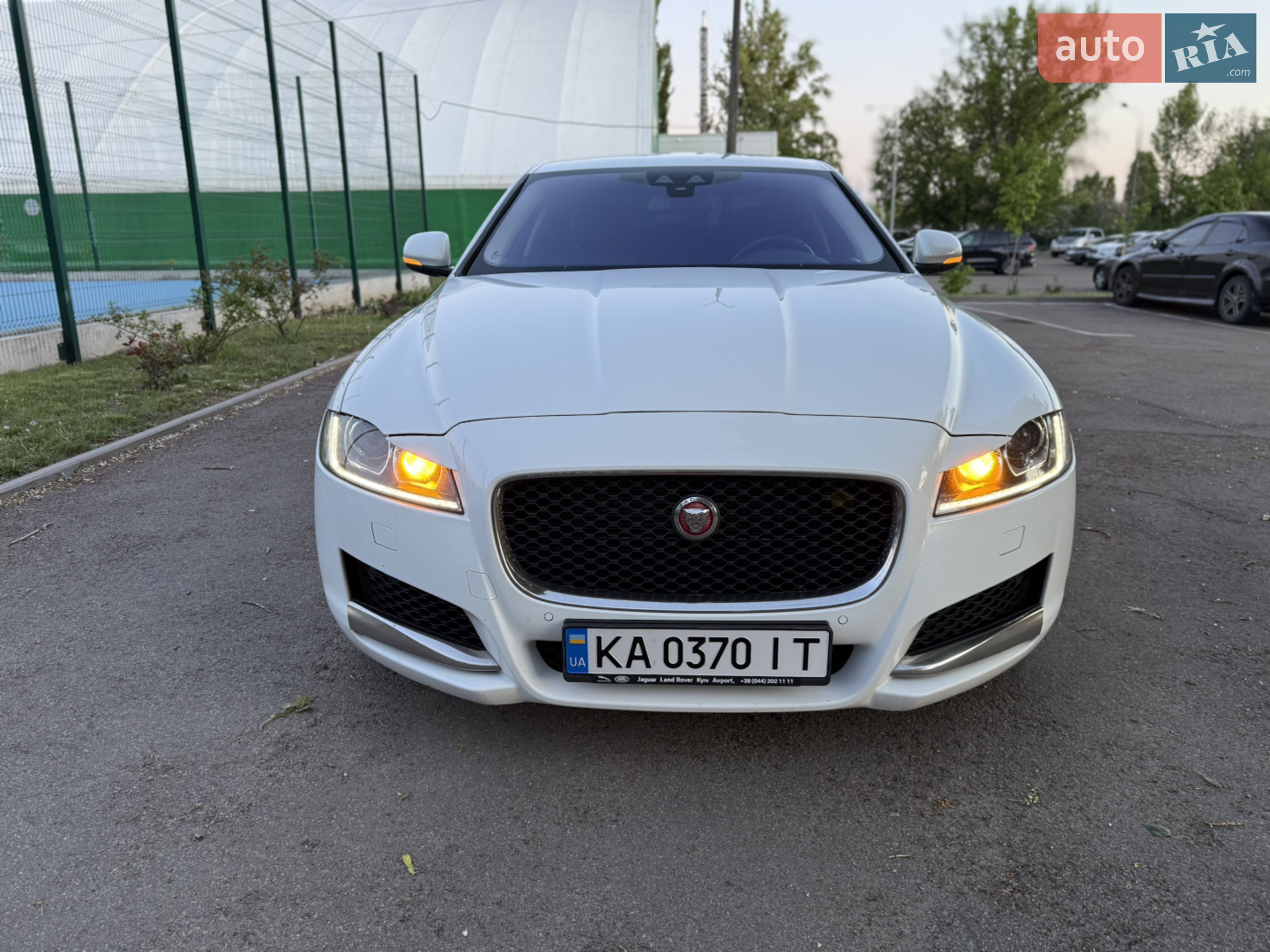 2017 Jaguar XF - мініатюра 19