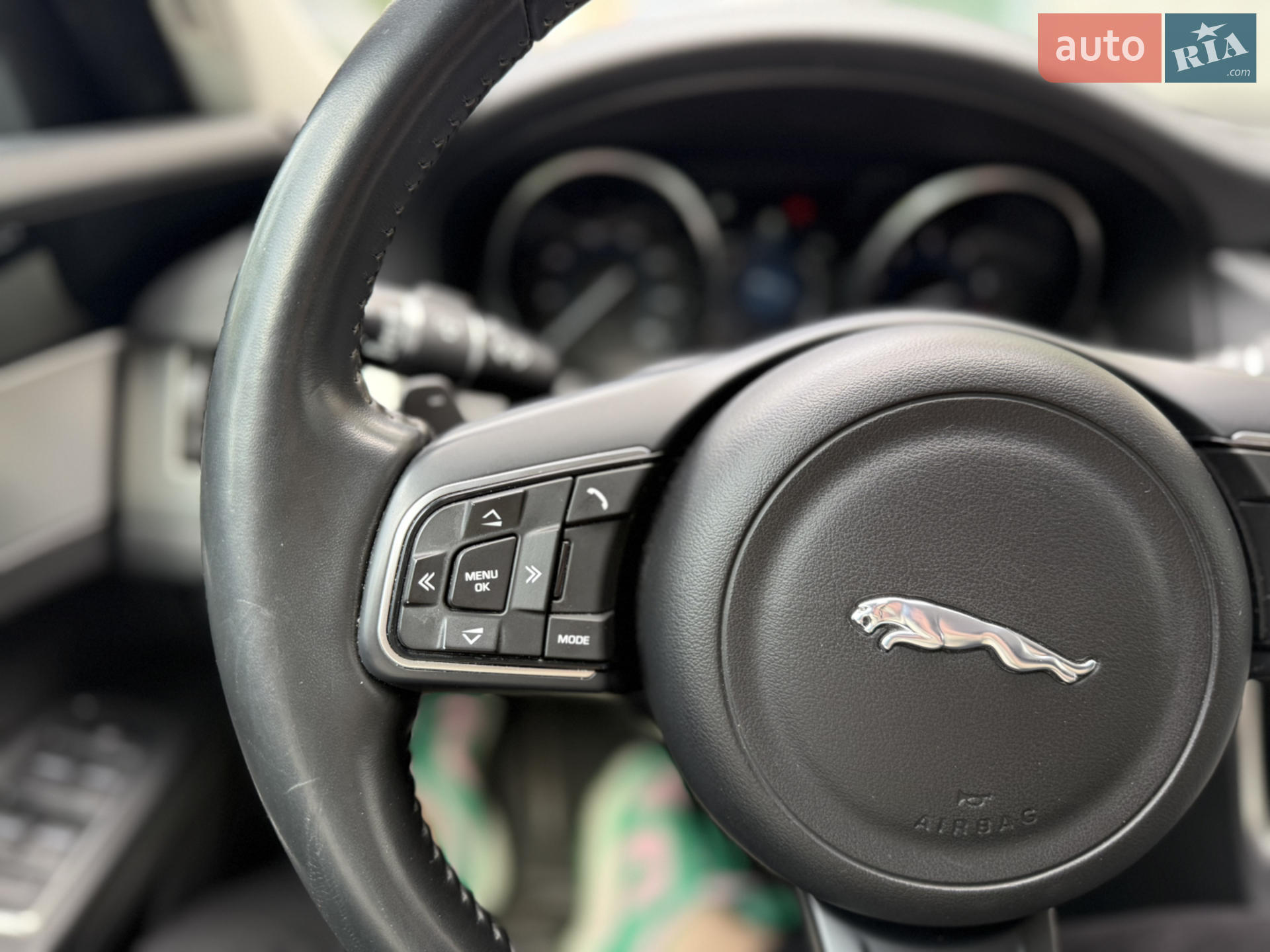 2017 Jaguar XF - мініатюра 32