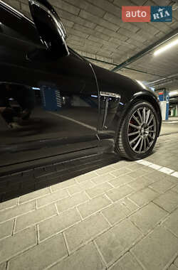 Седан Jaguar XF 2012 в 