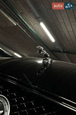 Седан Jaguar XF 2012 в 
