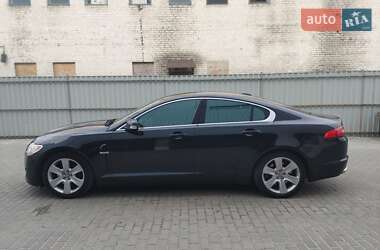 Седан Jaguar XF 2008 в 