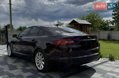 Седан Jaguar XF 2013 в 