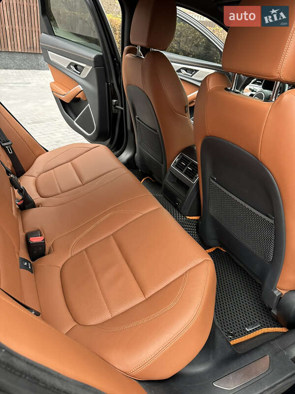 Седан Jaguar XF 2021 в Киеве