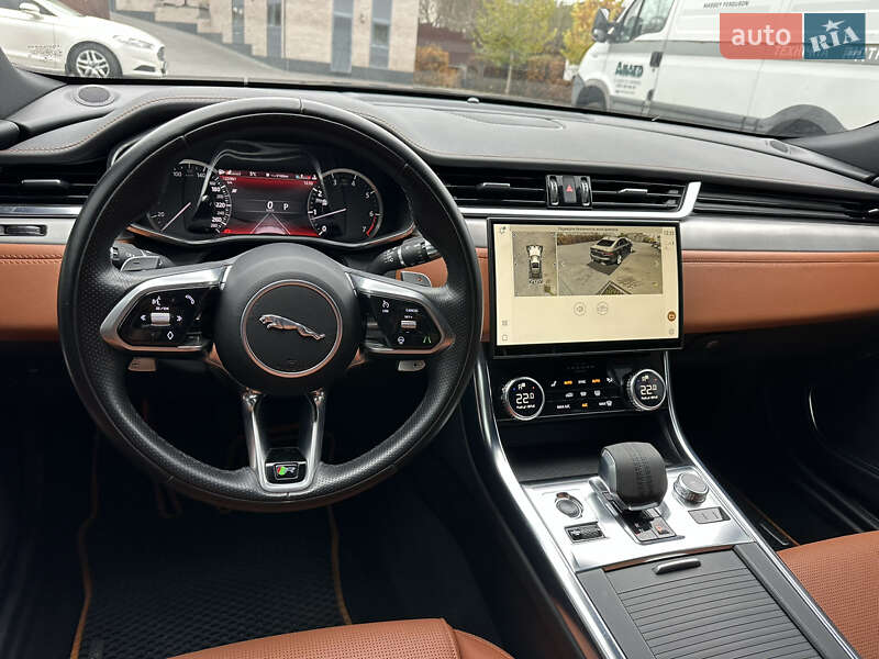 Седан Jaguar XF 2021 в Киеве