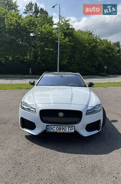 Седан Jaguar XF 2016 в Львові