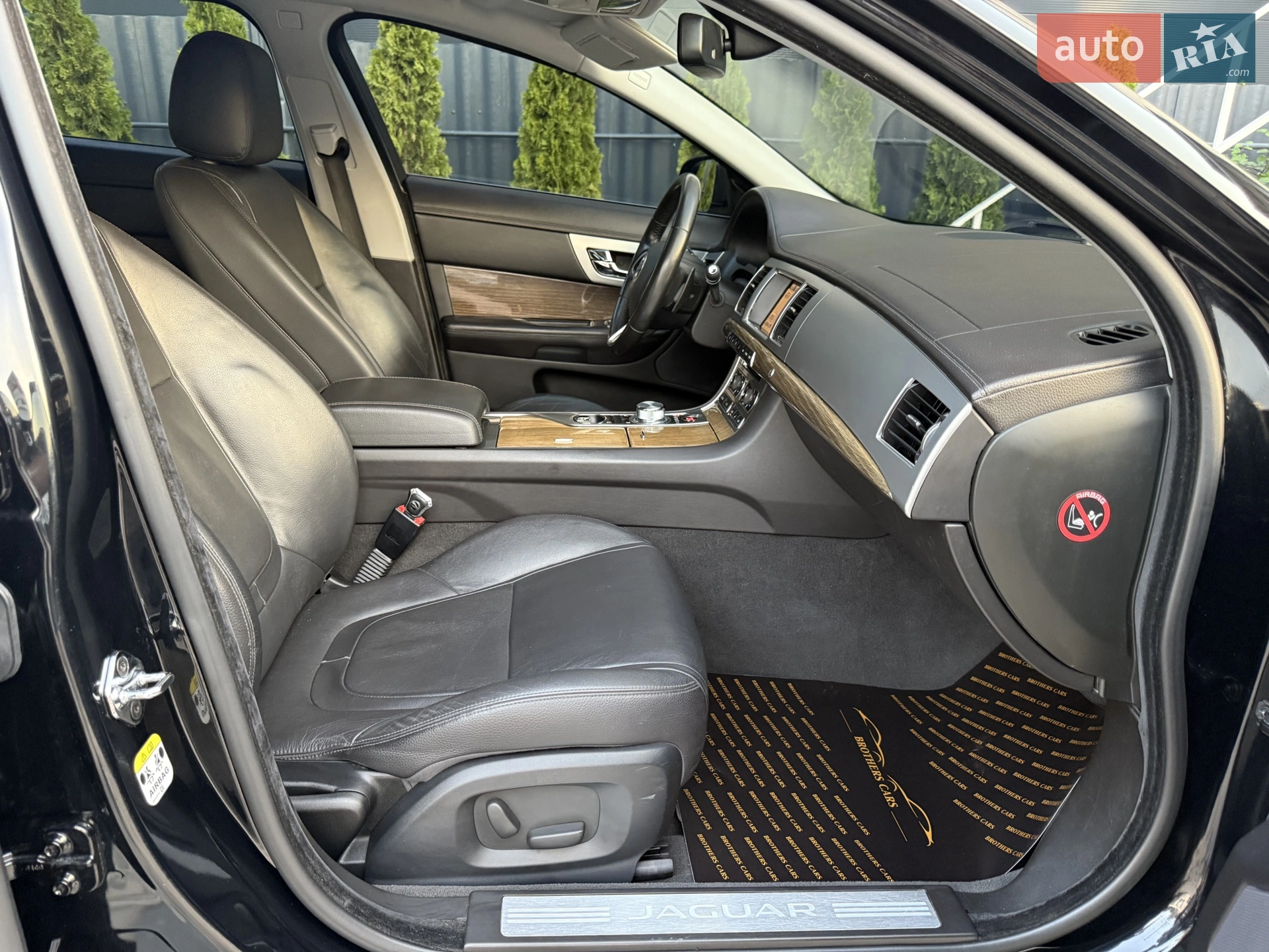2015 Jaguar XF - мініатюра 21
