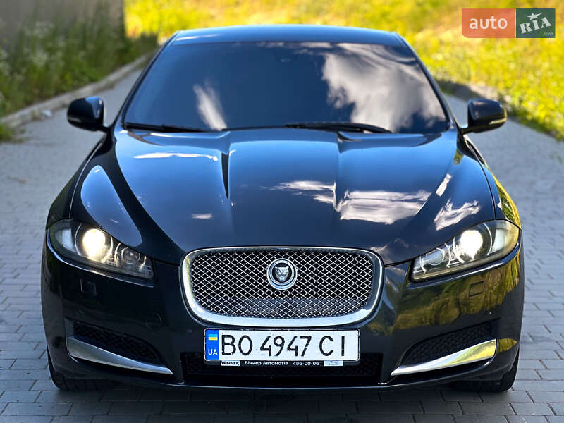 Седан Jaguar XF 2013 в Хмельницком