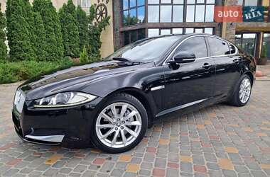 Седан Jaguar XF 2012 в Тернополі