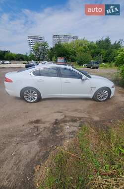 Седан Jaguar XF 2013 в 