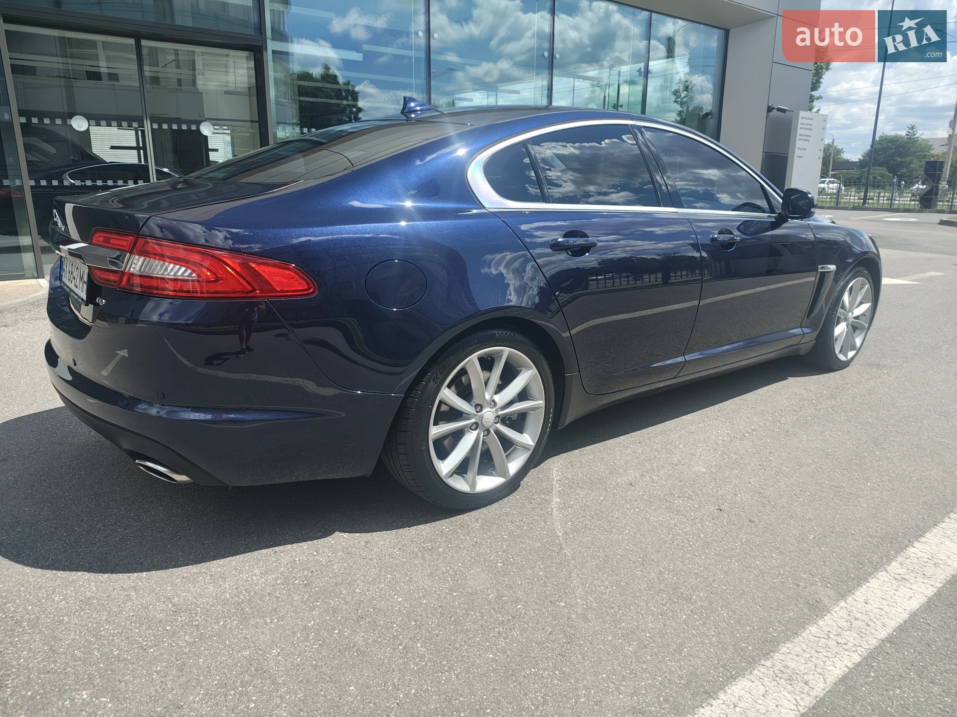 2015 Jaguar XF - мініатюра 8