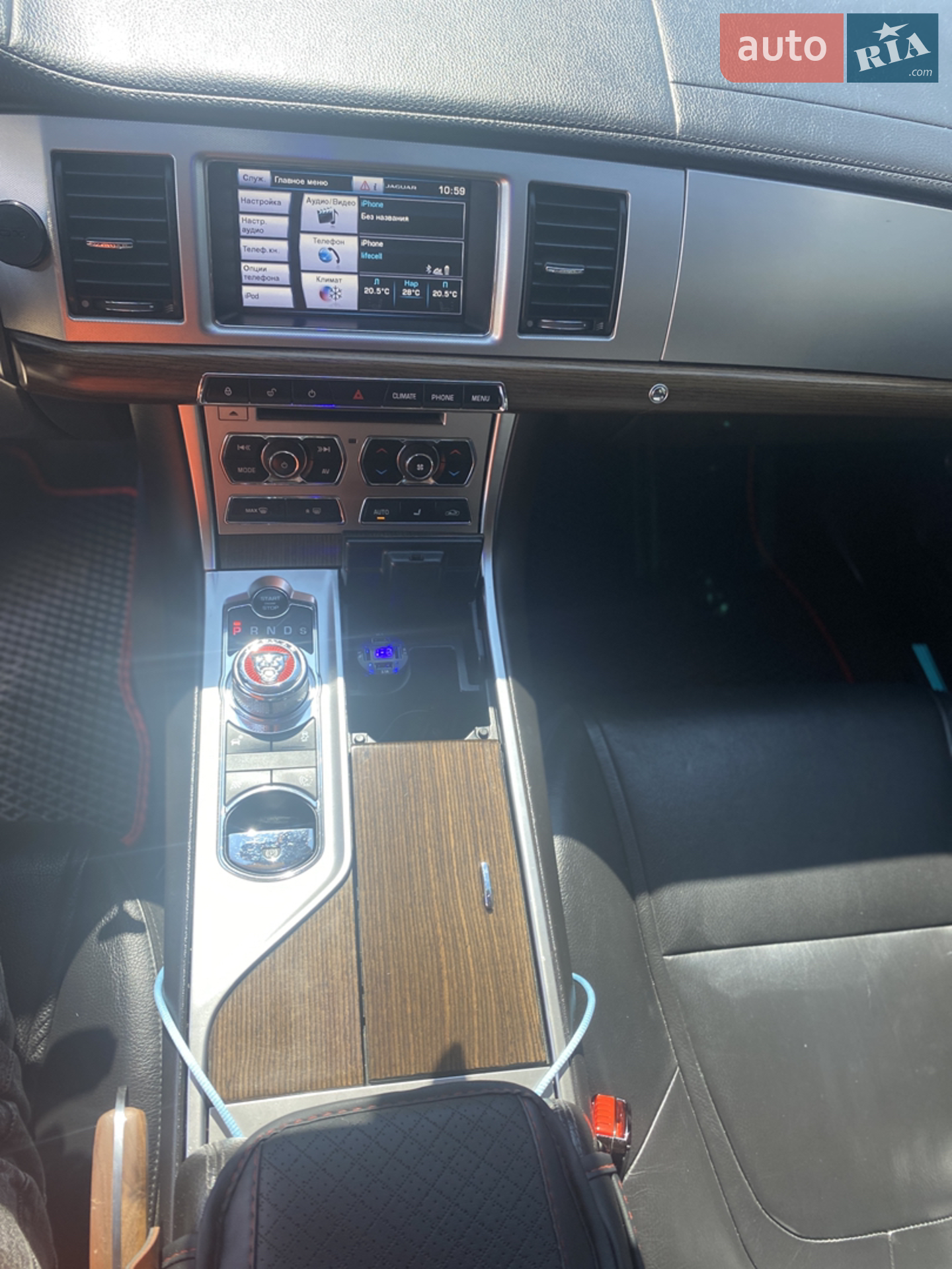 2013 Jaguar XF - мініатюра 31