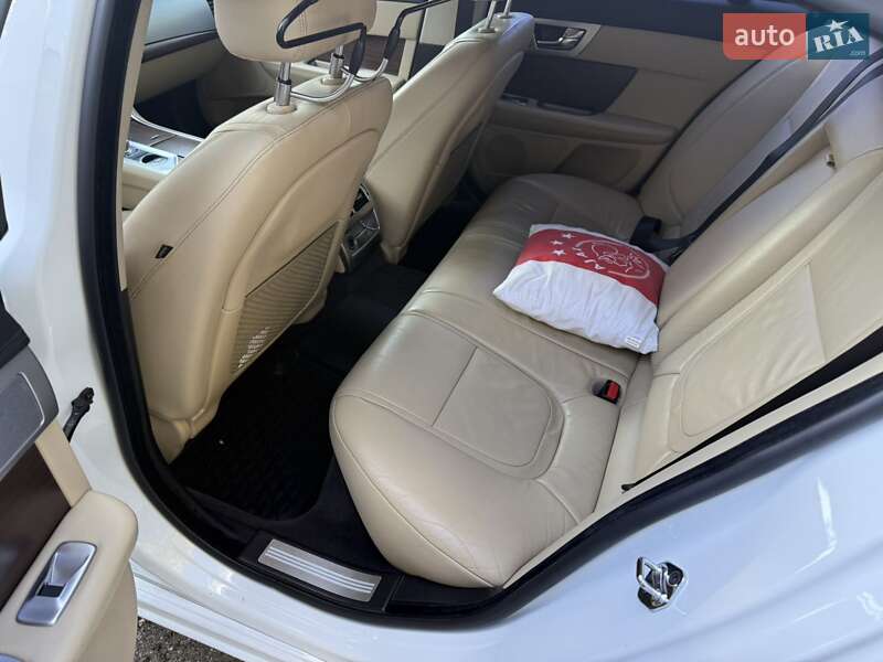 Седан Jaguar XF 2014 в Днепре фото 26 Седан Jaguar XF 2014 в Днепре