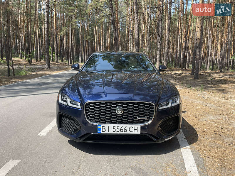 Седан Jaguar XF 2024 в Полтаве