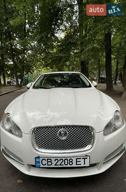 Седан Jaguar XF 2009 в 