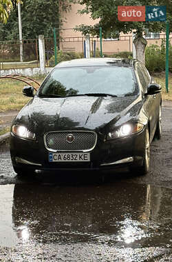 Седан Jaguar XF 2015 в Черкасах