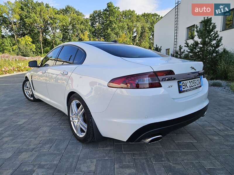 Седан Jaguar XF 2010 в Луцьку фото 23 Седан Jaguar XF 2010 в Луцьку