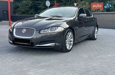 Седан Jaguar XF 2012 в Киеве