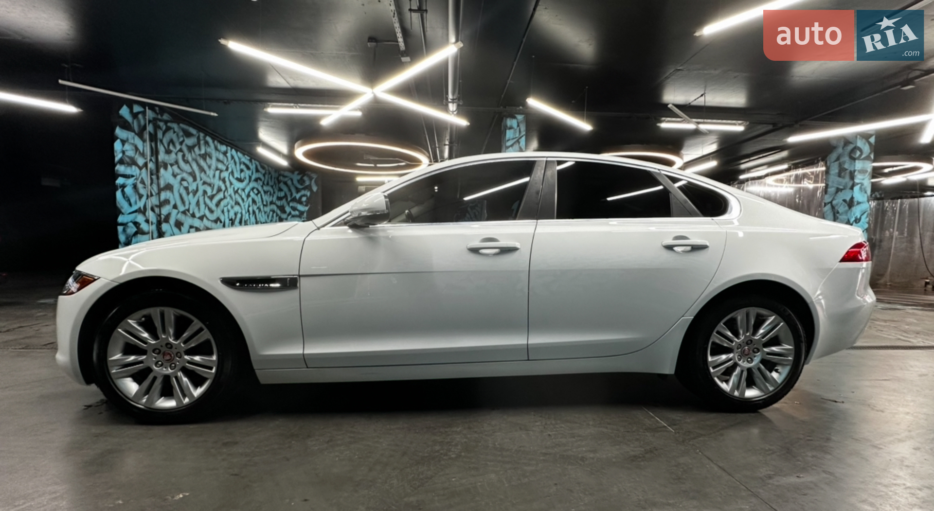 2017 Jaguar XF - мініатюра 54
