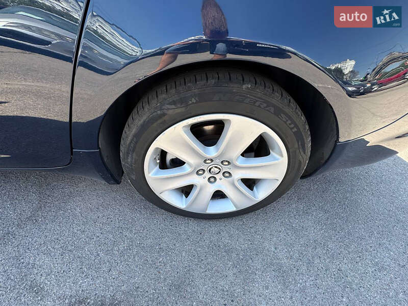 Седан Jaguar XF 2008 в Харкові