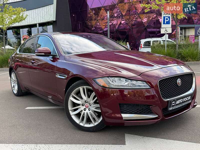 Jaguar XF 2016