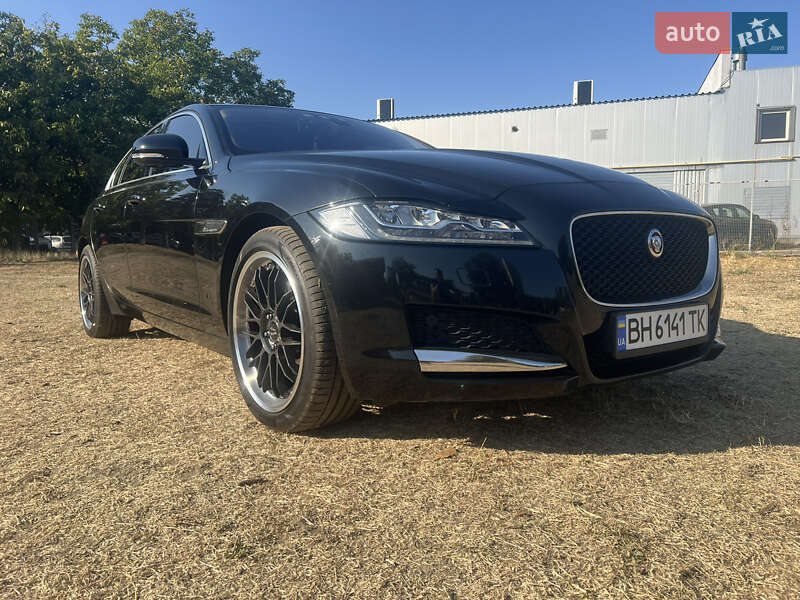 Jaguar XF 2017
