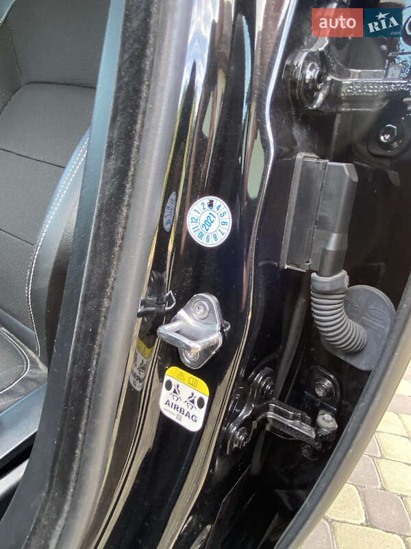 Універсал Jaguar XF 2019 в Києві фото 45 Універсал Jaguar XF 2019 в Києві