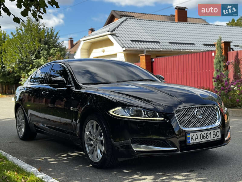 Jaguar XF 2013