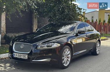 Седан Jaguar XF 2013 в 