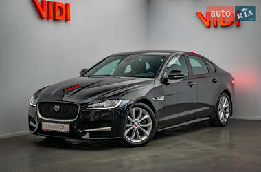Седан Jaguar XF 2017 в Киеве