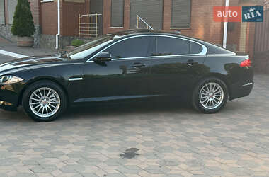 Седан Jaguar XF 2014 в 