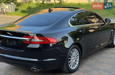 Седан Jaguar XF 2014 в 
