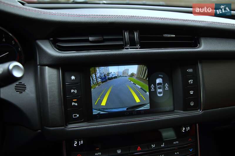 Седан Jaguar XF 2015 в Харькове