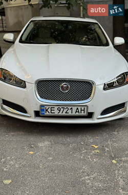 Седан Jaguar XF 2015 в Киеве