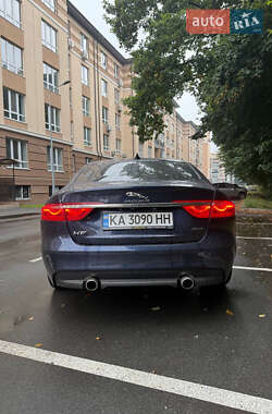 Седан Jaguar XF 2016 в 