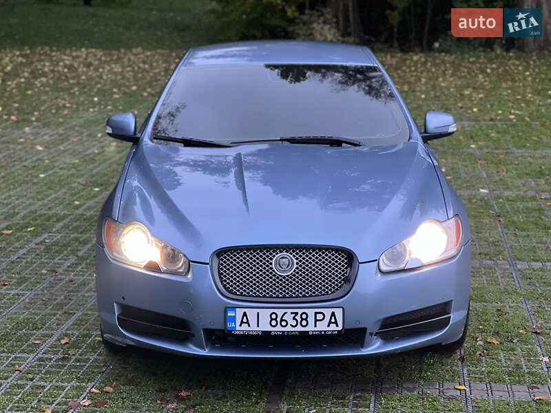 Седан Jaguar XF 2008 в Киеве