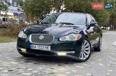 Седан Jaguar XF 2009 в 