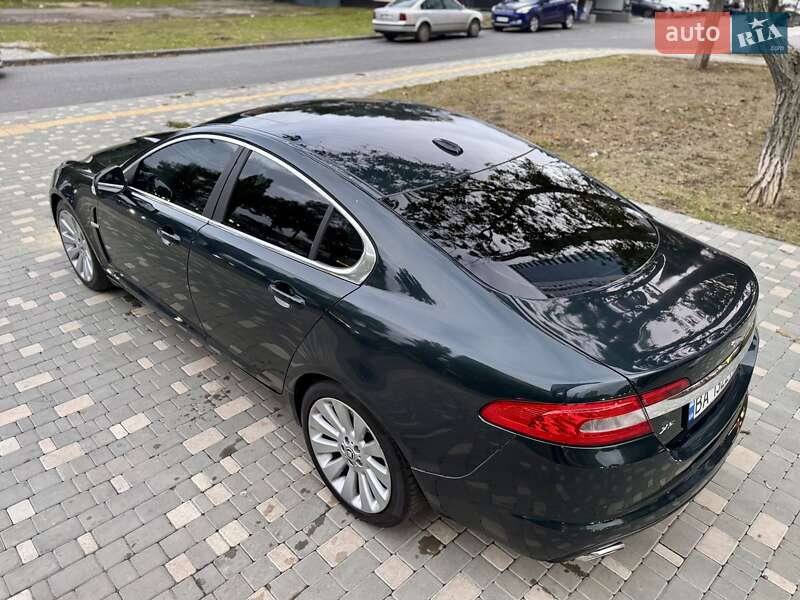 Седан Jaguar XF 2009 в Одессе