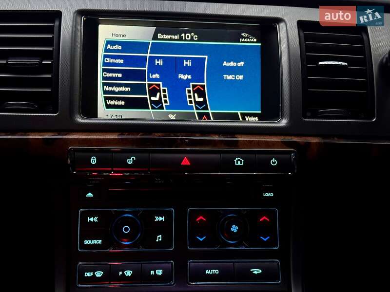 Седан Jaguar XF 2009 в Одессе