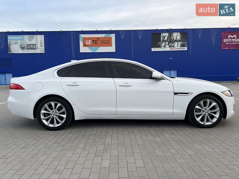 Седан Jaguar XF 2018 в Виннице фото 10 Седан Jaguar XF 2018 в Виннице