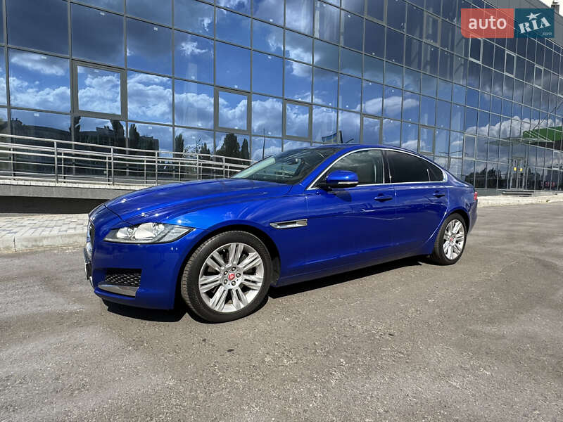 Седан Jaguar XF 2016 в Киеве фото 14 Седан Jaguar XF 2016 в Киеве