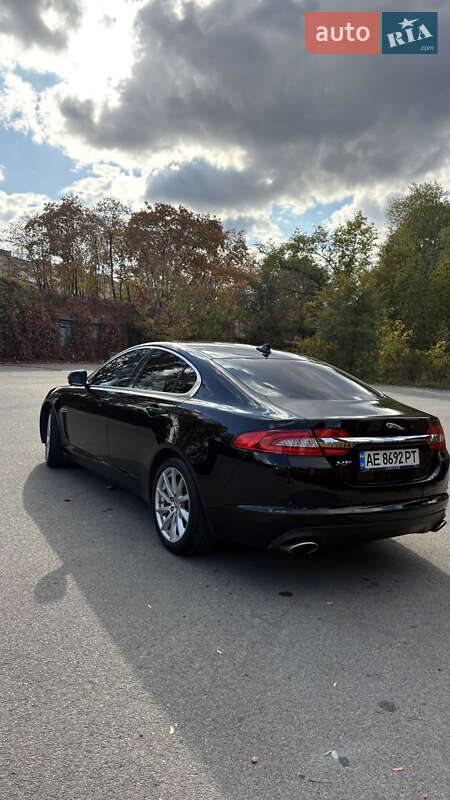 Седан Jaguar XF 2014 в Днепре