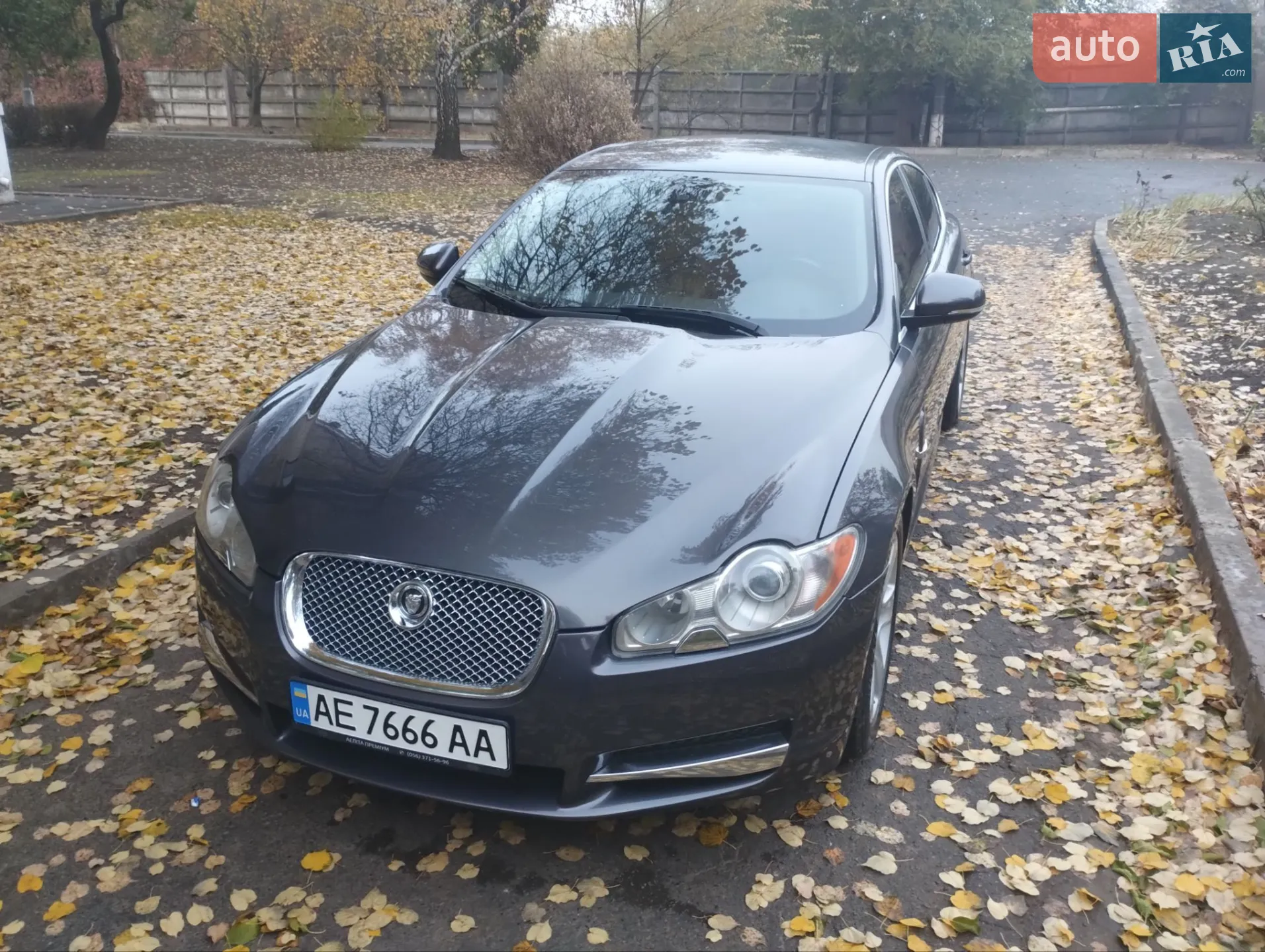 2010 Jaguar XF - мініатюра 7