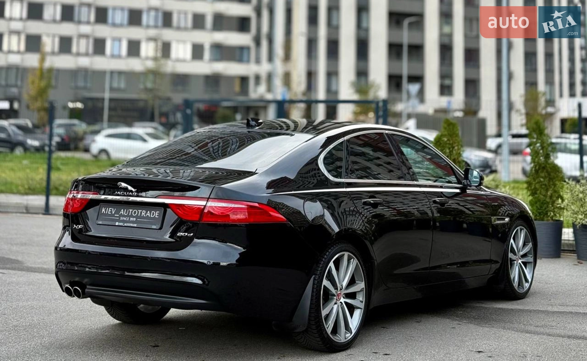 2016 Jaguar XF - мініатюра 17