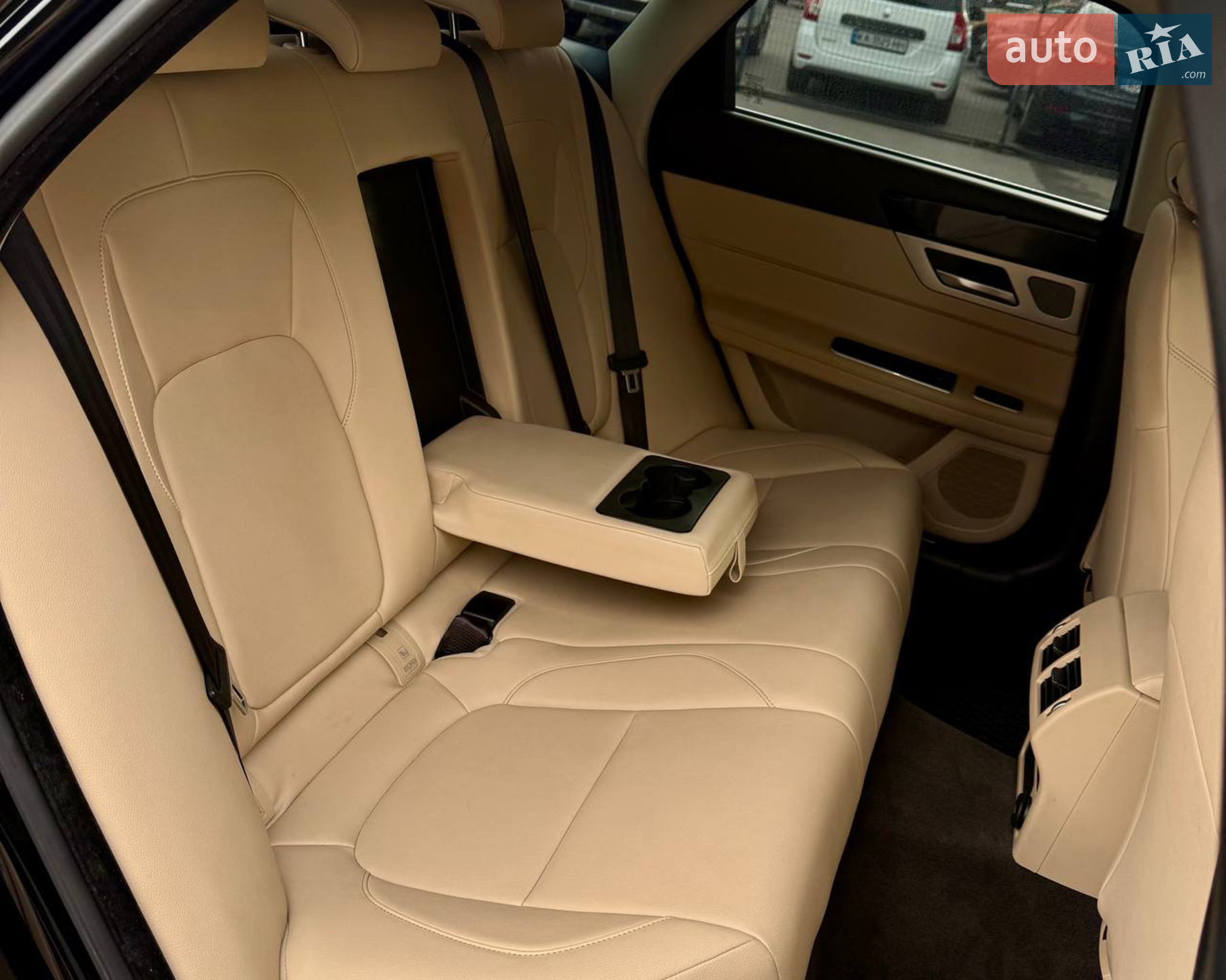 2016 Jaguar XF - мініатюра 41