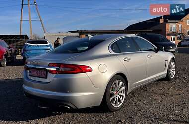 Седан Jaguar XF 2015 в  фото 9 Седан Jaguar XF 2015 в