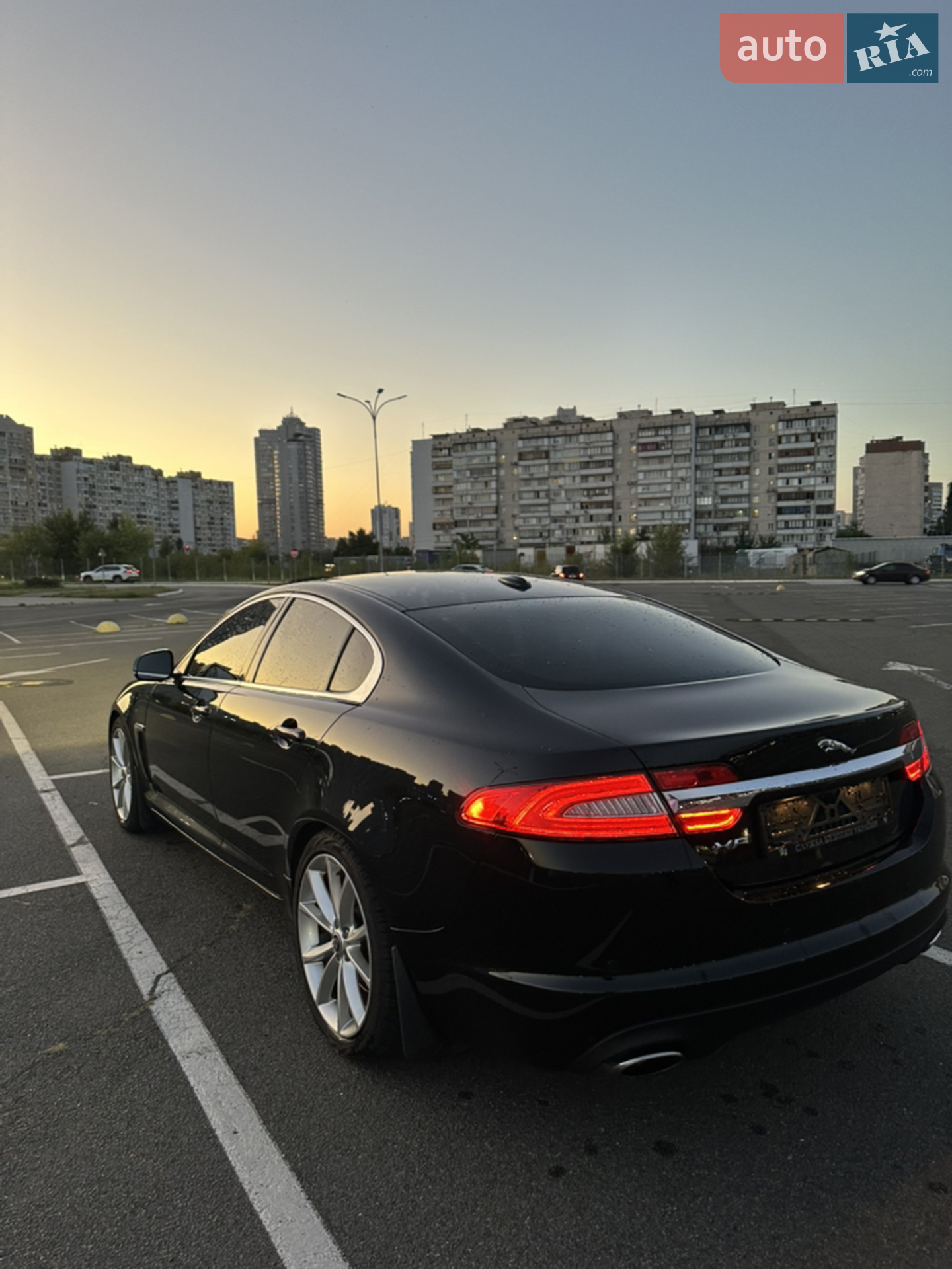 2012 Jaguar XF - мініатюра 3