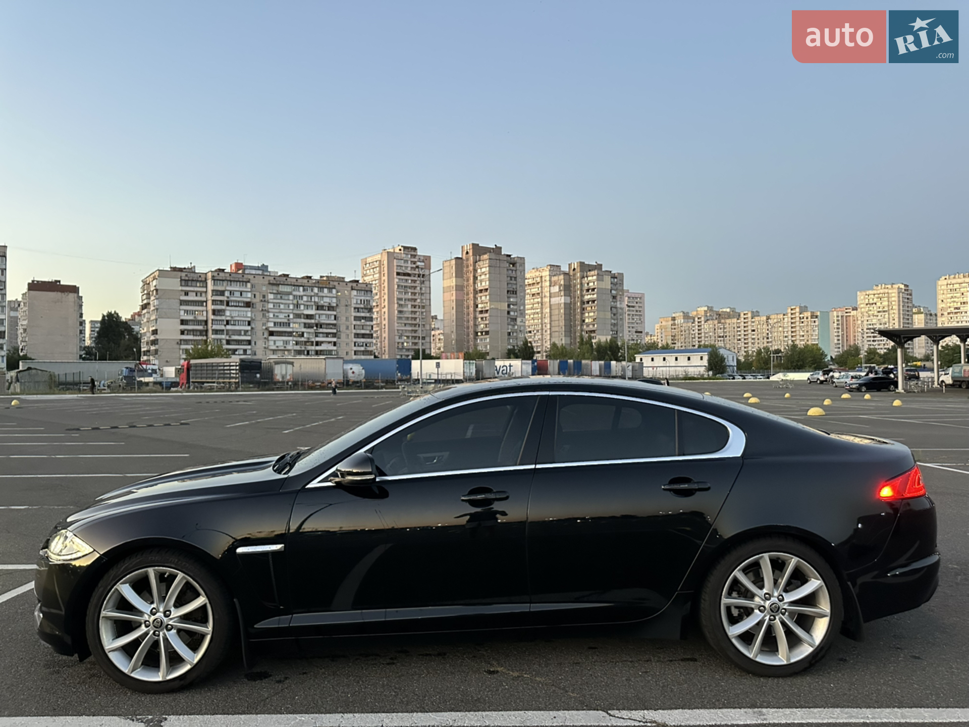 2012 Jaguar XF - мініатюра 4